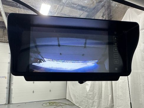 Used 2024 Ford E-350 and Econoline 350 Super Duty image 30