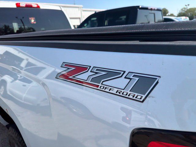 Used 2017 Chevrolet Silverado 2500 LT w/ LT Convenience Package AWD/4WD image 30