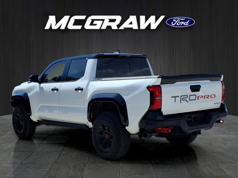 Used 2026 Toyota Tacoma TRD Pro AWD/4WD image 9