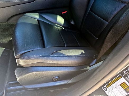 Used 2017 Mercedes-Benz GLC 300 w/ Premium 1 Package image 16