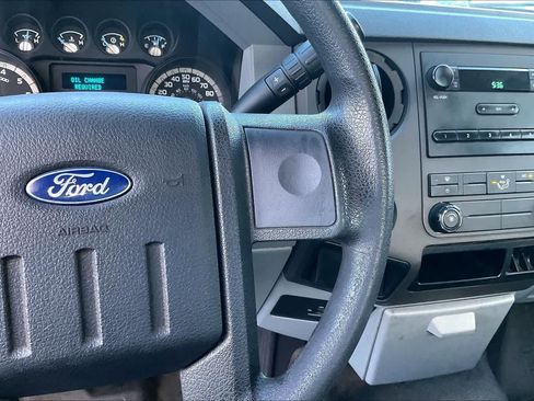 Used 2016 Ford F250 XL RWD image 25