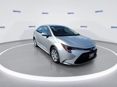 Used 2023 Toyota Corolla LE image 2