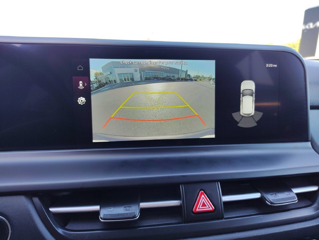 Certified 2025 Kia Seltos EX AWD/4WD image 13