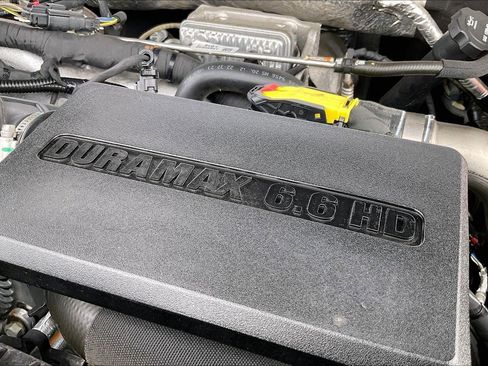 Used 2020 Chevrolet Silverado 3500 High Country AWD/4WD image 32