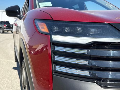 New 2026 Nissan Kicks SV image 11