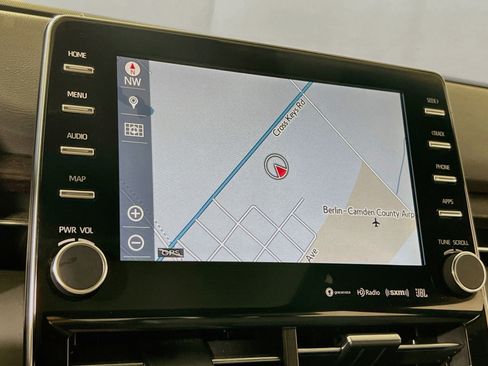 Used 2019 Toyota Avalon Limited w/ Advanced Safety Package FWD image 13