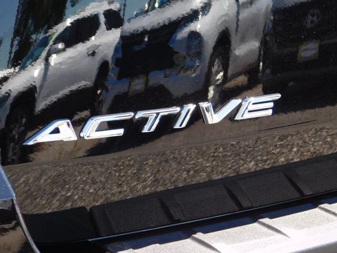 Used 2026 Ford Explorer Active w/ Active Comfort Package RWD image 10