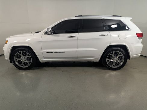 Used 2021 Jeep Grand Cherokee Overland image 4