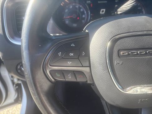 Used 2017 Dodge Charger SE w/ Blacktop Package image 13