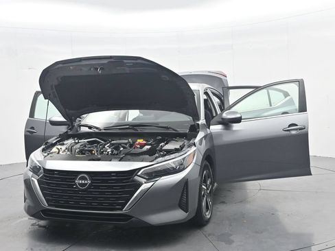 Used 2024 Nissan Sentra SV FWD image 49