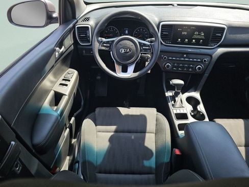 Used 2022 Kia Sportage LX AWD/4WD image 4