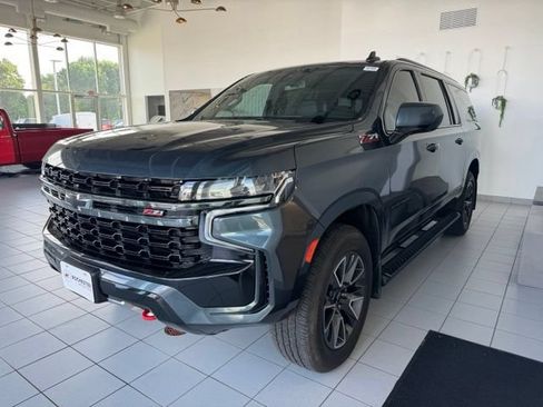 Used 2021 Chevrolet Suburban Z71 w/ Rear Media and Nav Package AWD/4WD image 31