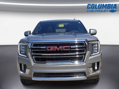 Used 2023 GMC Yukon SLT AWD/4WD image 7