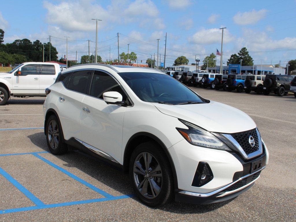 Used 2020 Nissan Murano Platinum FWD image 3