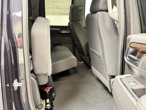 New 2026 GMC Sierra 2500 SLE image 18