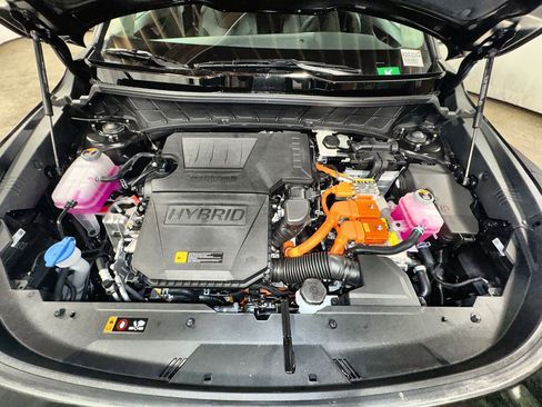 Certified 2025 Kia Niro EX Touring image 31