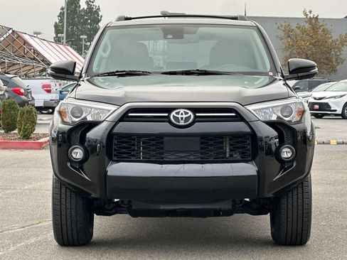 Used 2021 Toyota 4Runner SR5 Premium w/ Moonroof Package image 10