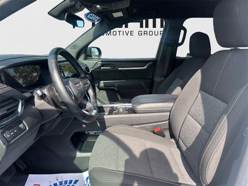 Used 2025 GMC Acadia Elevation image 24