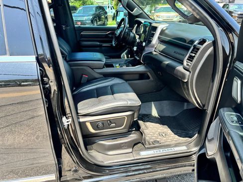 Used 2021 RAM 1500 Limited AWD/4WD image 16