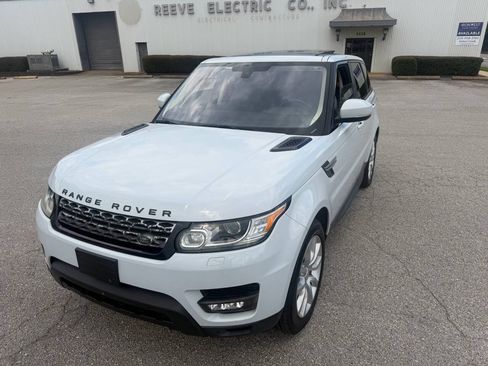 Used 2016 Land Rover Range Rover Sport HSE AWD/4WD image 4