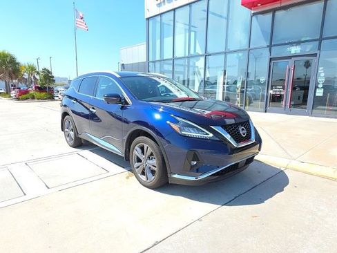 Used 2023 Nissan Murano Platinum w/ Cargo Package image 2