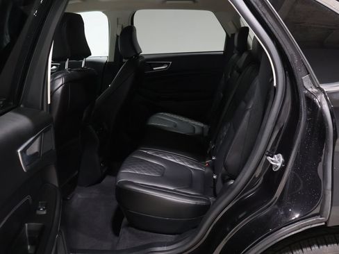 Used 2024 Ford Edge Titanium AWD/4WD image 22