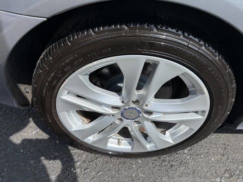 Used 2012 Mercedes-Benz C 300 4MATIC Sedan w/ Multimedia Pkg image 10