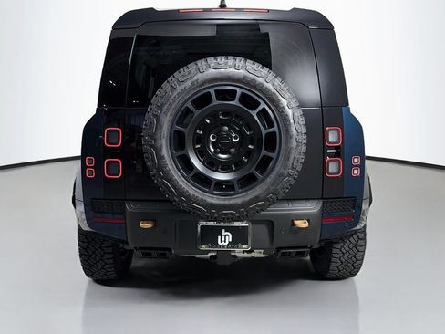 Used 2026 Land Rover Defender 110 OCTA AWD/4WD image 6