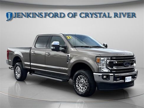 Used 2021 Ford F250 XLT w/ XLT Premium Package image 6