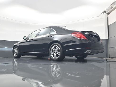 Used 2017 Mercedes-Benz S 550 4MATIC Sedan image 21