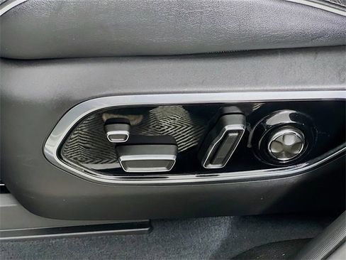 Used 2023 Jeep Grand Cherokee L Summit w/ Advanced Protech Group IV image 11