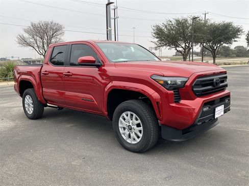 New 2026 Toyota Tacoma SR5 image 3