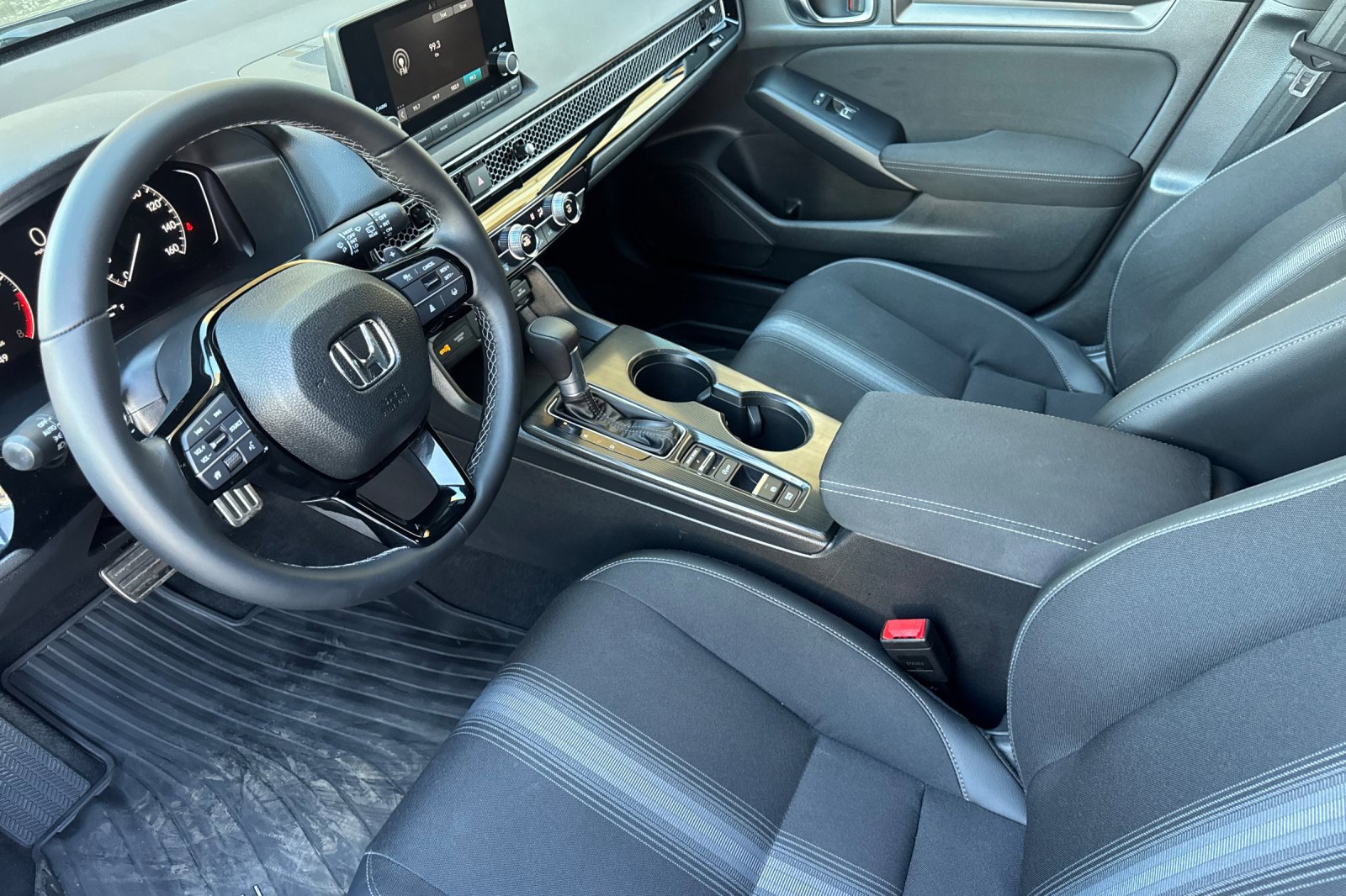 Used 2025 Honda Civic Sport image 10
