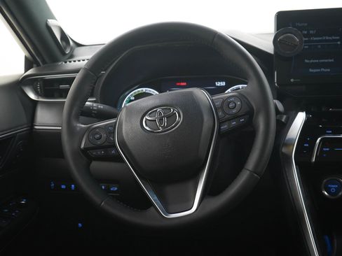 Used 2021 Toyota Venza Limited AWD/4WD image 17