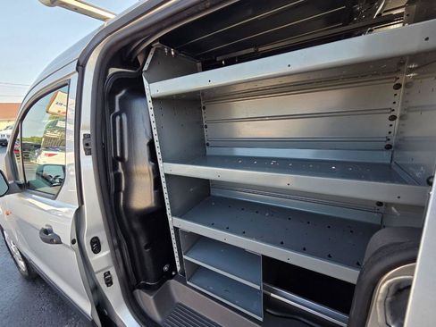 Used 2022 Ford Transit Connect XLT FWD image 14