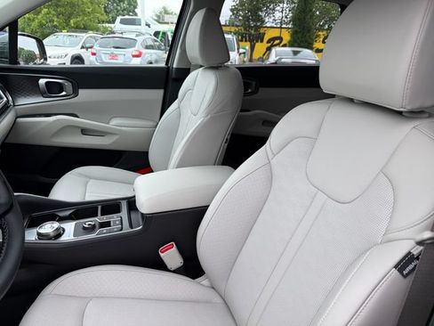 New 2026 Kia Sorento EX FWD image 17