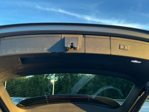 Used 2020 Audi Q5 e Prestige image 16