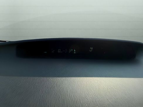 Used 2015 Toyota Prius Three image 13