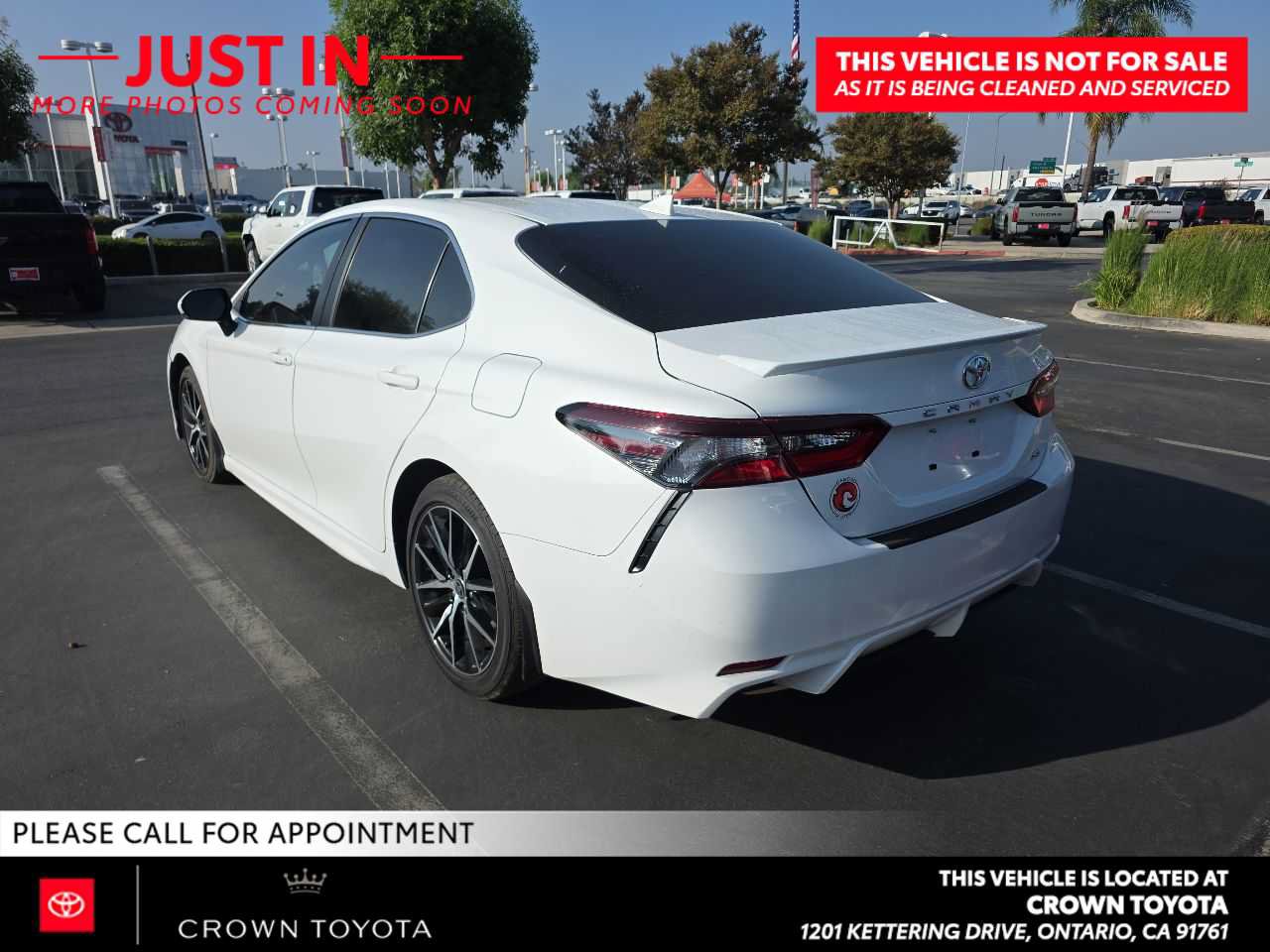 Used 2024 Toyota Camry SE w/ Audio Upgrade Package FWD image 6
