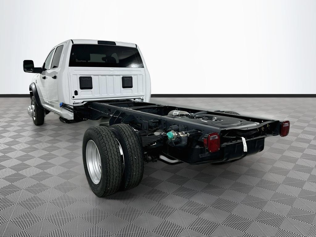 New 2026 RAM 5500 Tradesman w/ Chrome Appearance Group AWD/4WD image 20