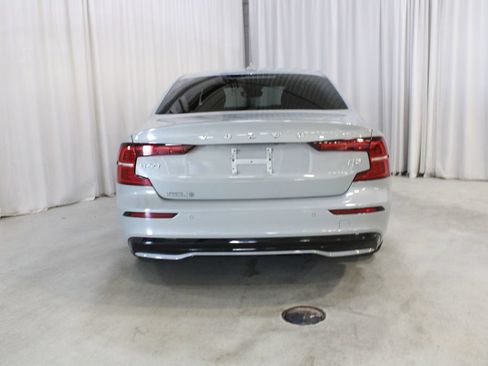 Used 2024 Volvo S60 B5 Plus FWD image 24