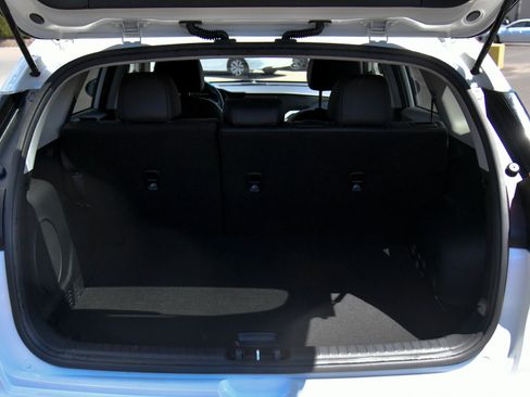 Used 2022 Kia Niro EX Premium FWD image 40