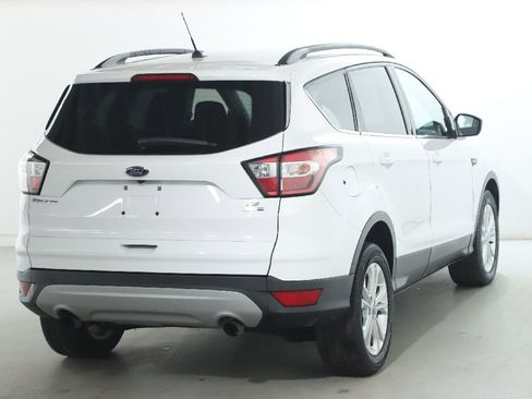 Used 2018 Ford Escape SE w/ Ford Safe & Smart Package image 46