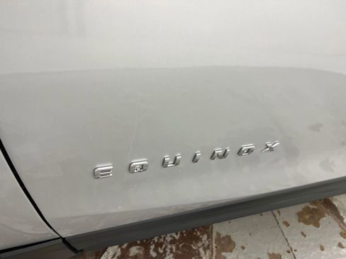 Used 2021 Chevrolet Equinox LT w/ Driver Convenience Package image 25