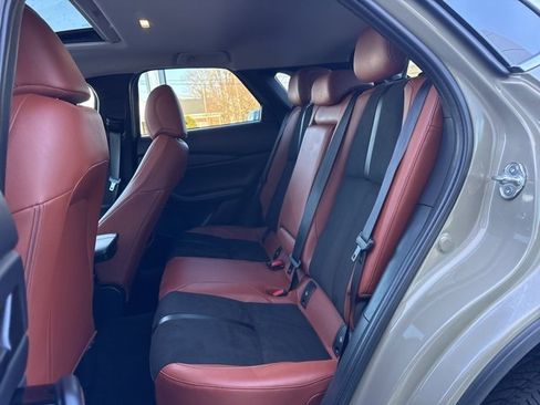 Used 2025 MAZDA CX-30 Carbon image 11