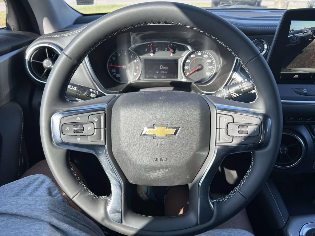 New 2026 Chevrolet Blazer LT w/ Midnight/Sport Edition FWD image 26