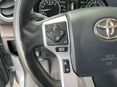 Used 2020 Toyota Tundra Limited w/ Limited Premium Package AWD/4WD image 18