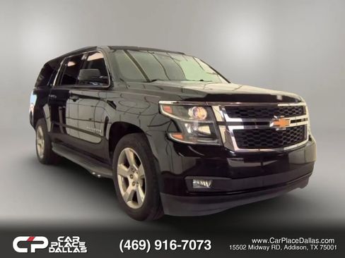 Used 2016 Chevrolet Suburban LT RWD image 4