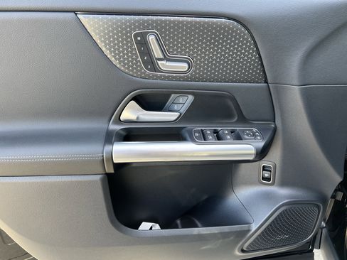Certified 2025 Mercedes-Benz GLA 250 image 13