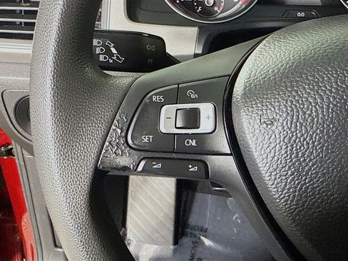 Used 2018 Volkswagen Atlas S image 14